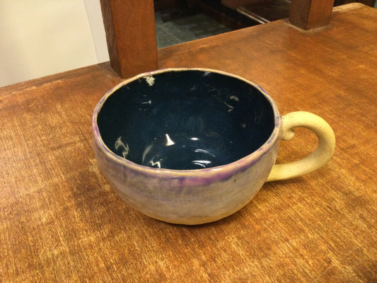 Putik Friends : Stoneware with handle