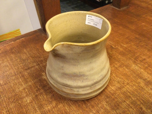 Putik Friends : Stoneware (Pitcher)