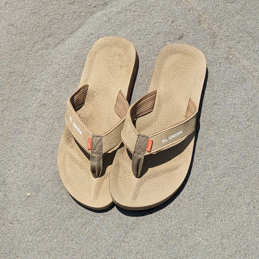 Islander Tsinelas